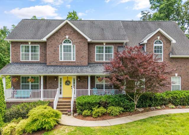 Property at 1525 Dogwood Cove Ln, Knoxville, TN 37919, 5 beds, 3.5 baths