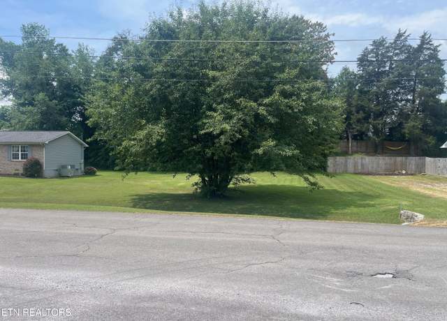 Property at 212 Doe Run Blvd, Clinton, TN 37716