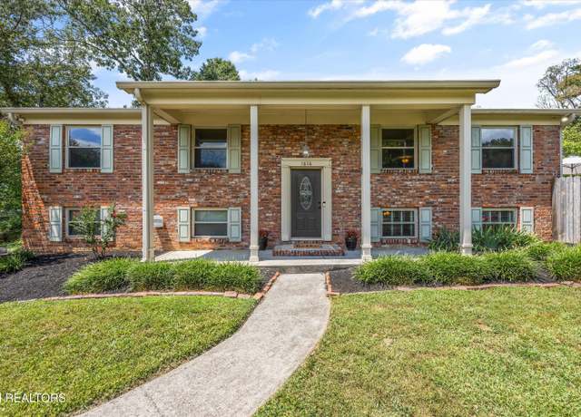 Property at 1616 Barcelona Dr, Knoxville, TN 37923, 4 beds, 2.5 baths
