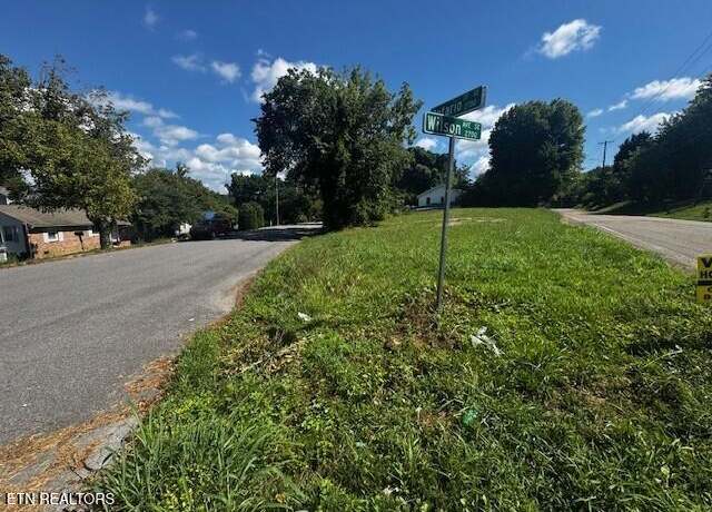 Property at 2739 Wilson Ave, Knoxville, TN 37914