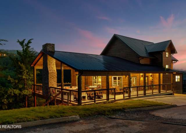 Property at 2353 Mimosa Dr, Sevierville, TN 37862, 2 beds, 3.5 baths