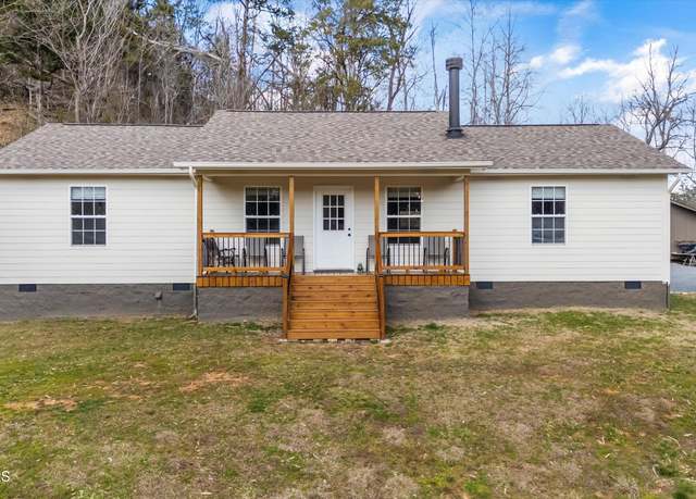 Property at 393 & 395 Lane Hollow Rd, Sevierville, TN 37876, 4 beds, 4 baths