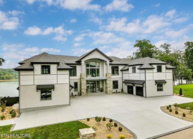 Property at 201 Crown Jewel Ln, Lafollette, TN 37766, 7 beds, 10.5 baths
