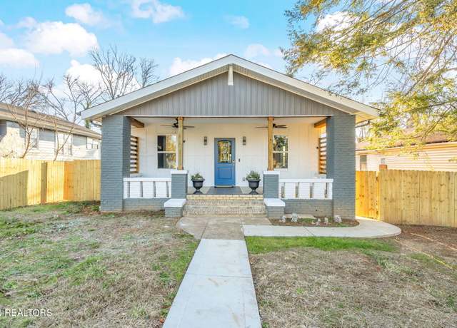 Property at 211 S Castle St, Knoxville, TN 37914, 2 beds, 1.5 baths