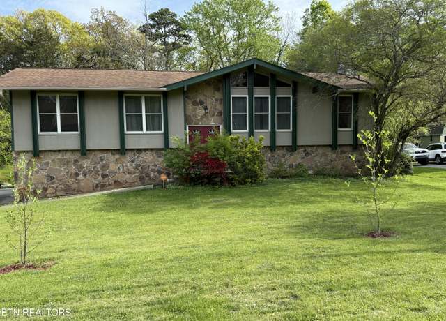 Property at 11306 Spring Hollow Dr, Knoxville, TN 37934, 5 beds, 2.5 baths