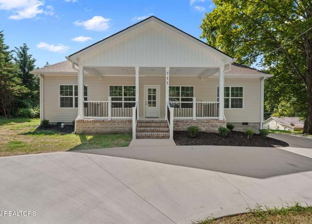 Property at 711 Byrd St, Clinton, TN 37716, 3 beds, 2 baths