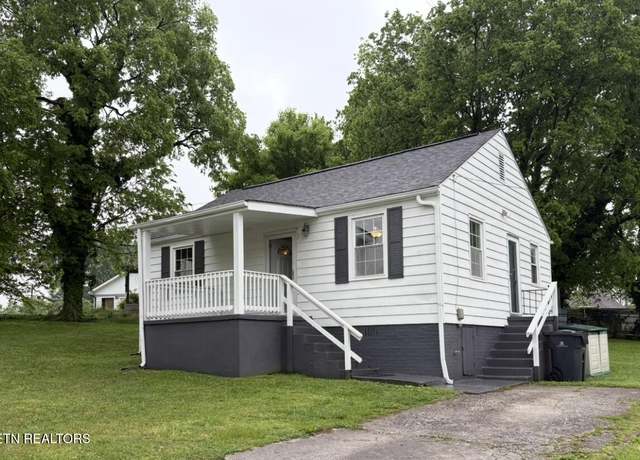 Property at 4305 High School Rd, Knoxville, TN 37912, 2 beds, 1 bath
