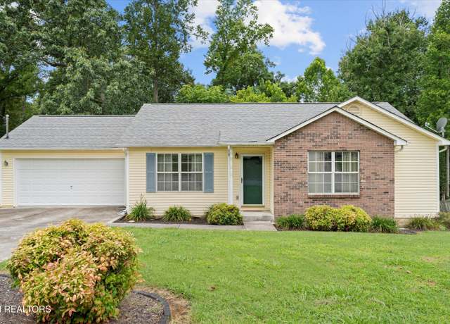 Property at 2230 Cripple Oak Ln, Powell, TN 37849, 3 beds, 2 baths