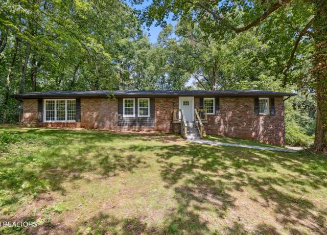 Property at 2433 Alberta Dr, Knoxville, TN 37920, 3 beds, 2 baths