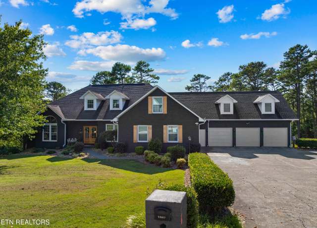 Property at 1887 Lakebrook Cir, Dandridge, TN 37725, 3 beds, 4 baths