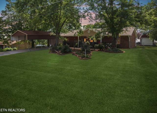 Property at 216 Helton St, Kodak, TN 37764, 3 beds, 2 baths
