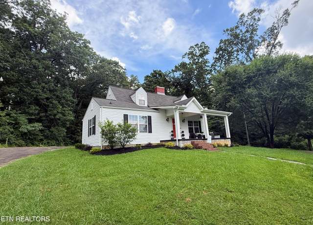 Property at 4115 Garden Dr, Knoxville, TN 37918, 3 beds, 2.5 baths
