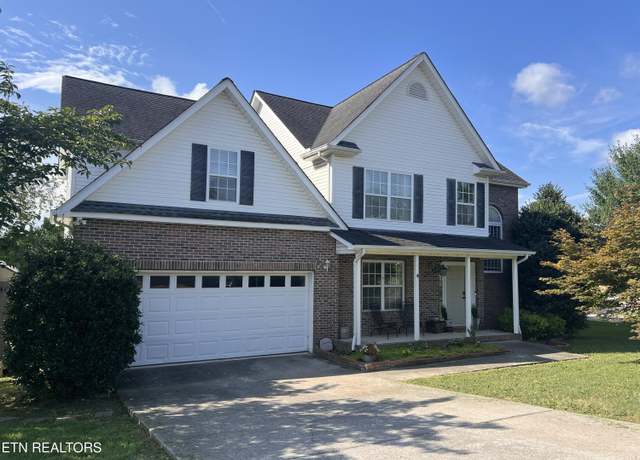 Property at 253 Country Walk Dr, Powell, TN 37849, 3 beds, 2.5 baths