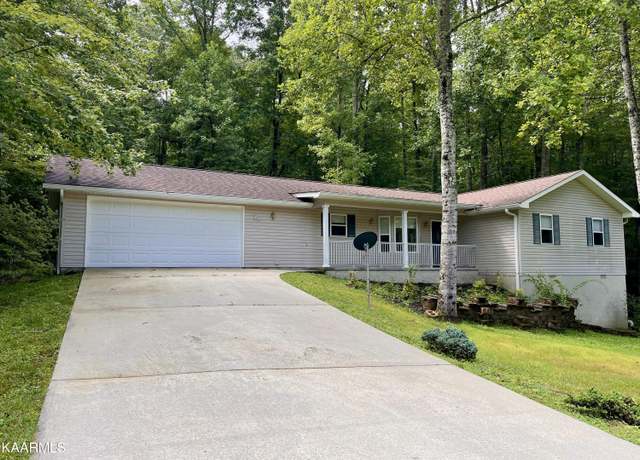Property at 519 Yonside Dr, Sparta, TN 38583, 3 beds, 2 baths