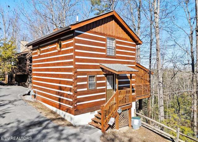 Property at 742 Nighthawk Way, Pigeon Forge, TN 37863, 1 bed, 1.5 baths