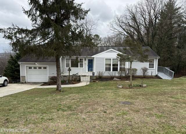 Property at 400 W Ridgecrest Dr, Kingston, TN 37763, 3 beds, 1.5 baths