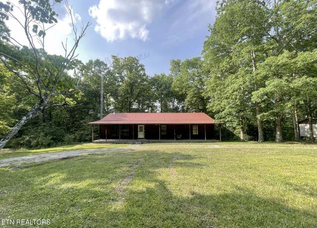 Property at 96 Robbins Nest Dr, Crossville, TN 38555, 3 beds, 2 baths