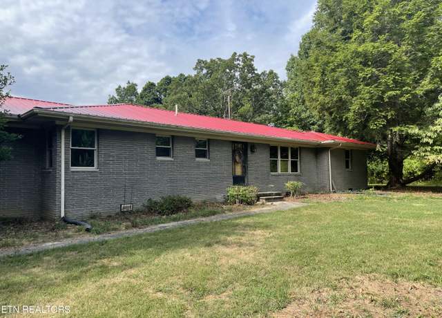 Property at 78 Baisley Ln, Crossville, TN 38572, 3 beds, 2 baths