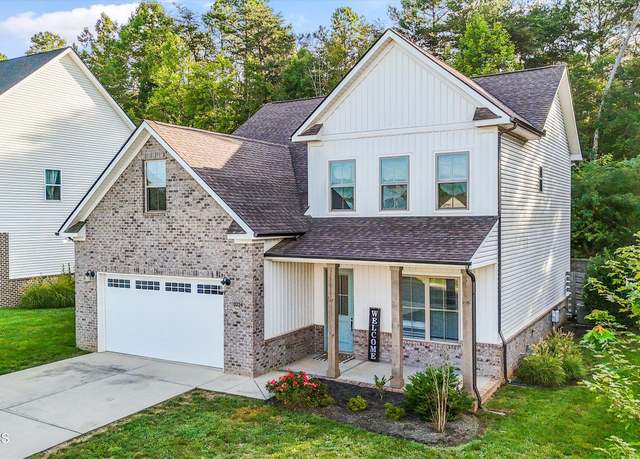 Property at 3224 Denver Ln, Knoxville, TN 37931, 4 beds, 3 baths