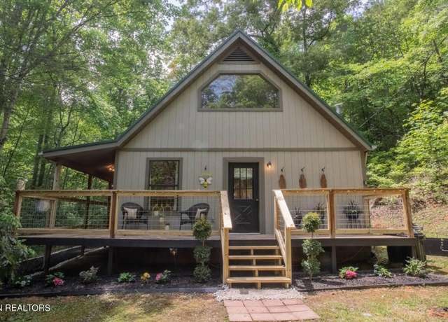 Property at 4314-1 Blue Bird Ln, Gatlinburg, TN 37738, 1 bed, 1.5 baths