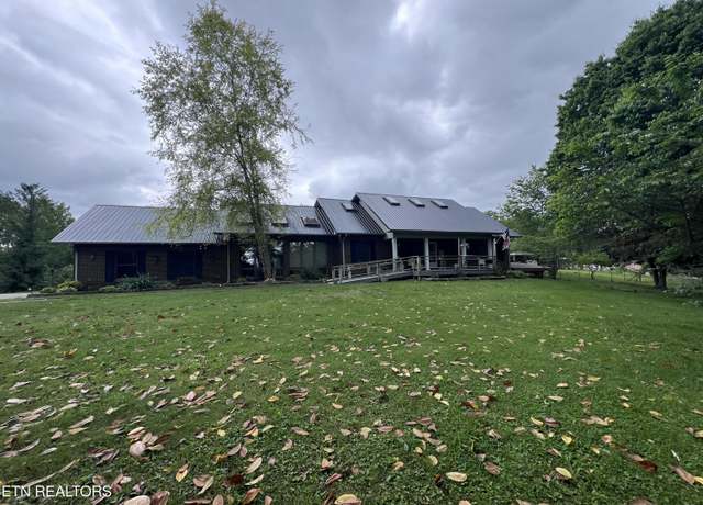 Property at 391 Underwood Grove Rd, Cumberland Gap, TN 37724, 4 beds, 3.5 baths