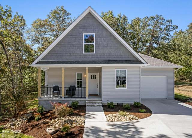 Property at 212 Westchester Dr, Crossville, TN 38558, 3 beds, 2.5 baths