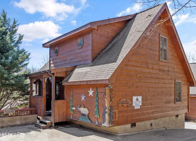 Property at 330 Greenwood Way, Pigeon Forge, TN 37863, 3 beds, 3 baths