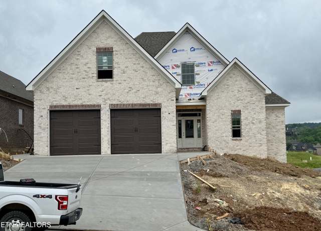 Property at 2131 Lantern Park Ln, Knoxville, TN 37932, 4 beds, 3.5 baths