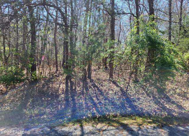 Property at 574 Marmaduke Dr, Crossville, TN 38558