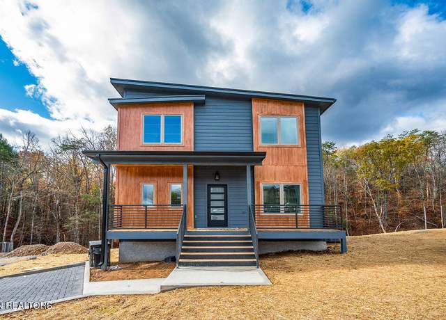 Property at 542 Warbonnet Way, Pigeon Forge, TN 37863, 3 beds, 4.5 baths