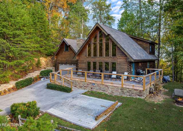 Property at 2445 Sunset Rd, Sevierville, TN 37862, 2 beds, 2.5 baths