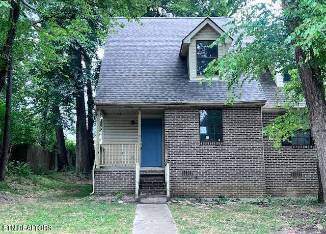 Property at 2002 Countryhill Ln, Knoxville, TN 37923, 2 beds, 2 baths