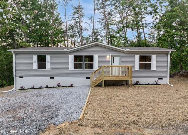 Property at 1527 Black Oak Dr, Sevierville, TN 37876, 3 beds, 2 baths