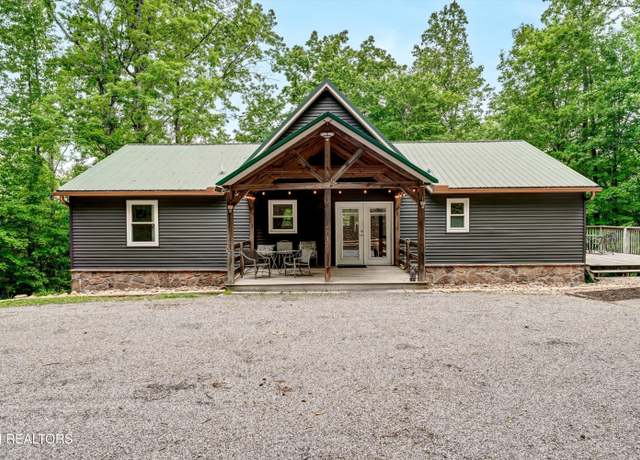 Property at 3101 W Wolf Valley Rd, Clinton, TN 37716, 3 beds, 2 baths