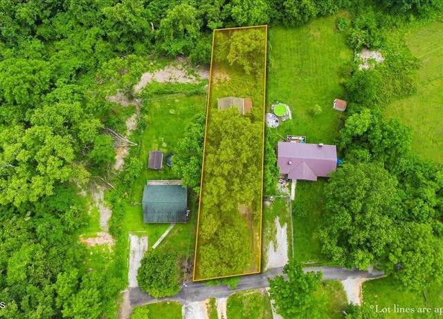 Property at 218 Hillside Dr, Lafollette, TN 37766