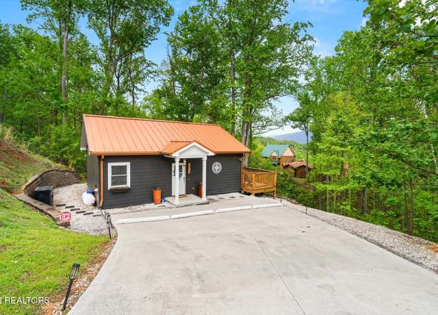Property at 1014 Condo Dr, Gatlinburg, TN 37738, 2 beds, 2 baths