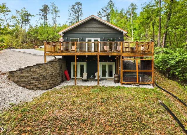 Property at 1014 Condo Dr, Gatlinburg, TN 37738, 2 beds, 2 baths