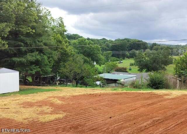 Property at 111 Vineyard Ln, Friendsville, TN 37737