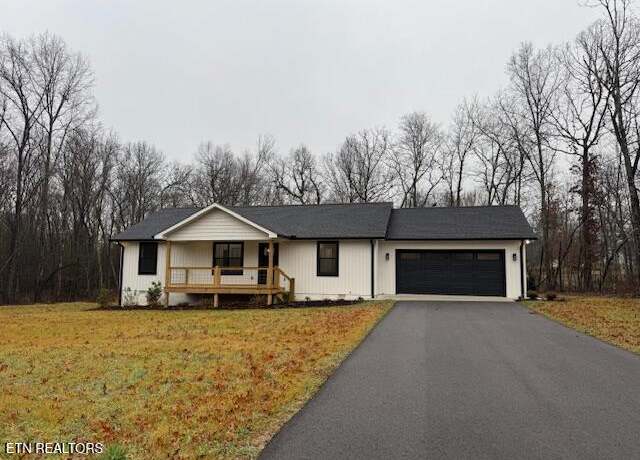 Property at 248 Lynn-leigh Ln, Jamestown, TN 38556, 3 beds, 2 baths