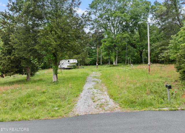 Property at 136 Oak Grove Rd, Loudon, TN 37774
