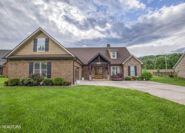 Property at 1900 Serene Cove Way, Knoxville, TN 37920, 3 beds, 2.5 baths
