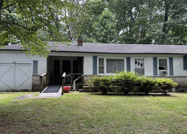 Property at 628 Chilhowee School Rd, Seymour, TN 37865, 3 beds, 1.5 baths