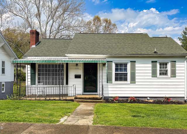 Property at 1319 Fairfax Ave, Knoxville, TN 37917, 2 beds, 1 bath