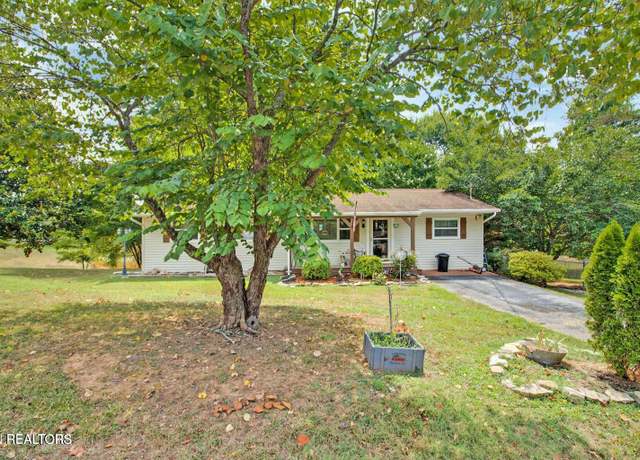 Property at 212 Reba Ave, Harriman, TN 37748, 3 beds, 1 bath
