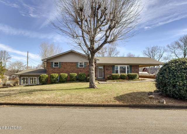 Property at 610 Hudson St, Athens, TN 37303, 2 beds, 2.5 baths