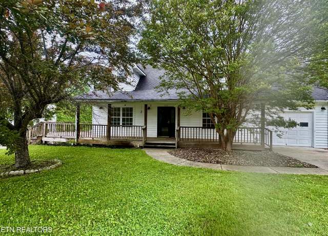 Property at 412 Perkins Ln, Jacksboro, TN 37757, 3 beds, 3 baths