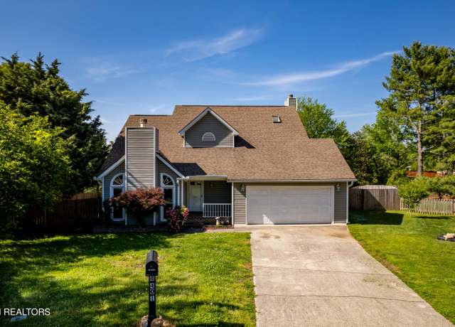 Property at 8401 Strasbourg Ct, Knoxville, TN 37923, 3 beds, 2.5 baths