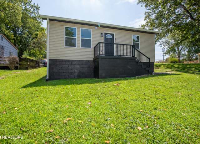 Property at 830 Vermont Ave, Knoxville, TN 37921, 3 beds, 1 bath