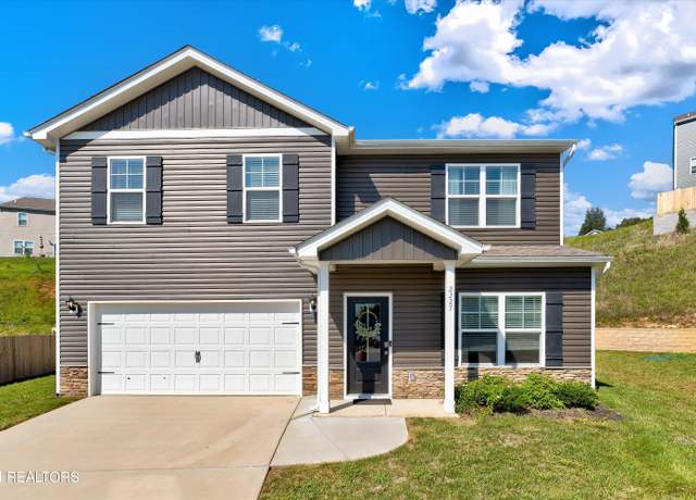 Property at 2227 Oliver Hills Ln, Knoxville, TN 37921, 4 beds, 2.5 baths
