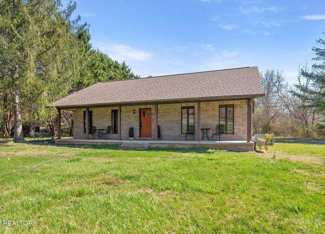 Property at 3120 Wears Dr, Sevierville, TN 37862, 3 beds, 3 baths